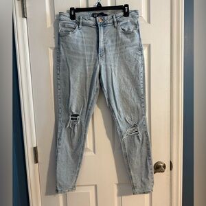 Gap Denim High Rise Universal Legging Jeans Women’s 14/32R Light Wash Distressed